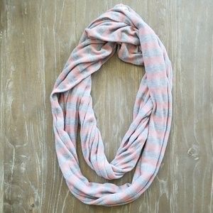 Nordstrom Splendid wrap around scarf